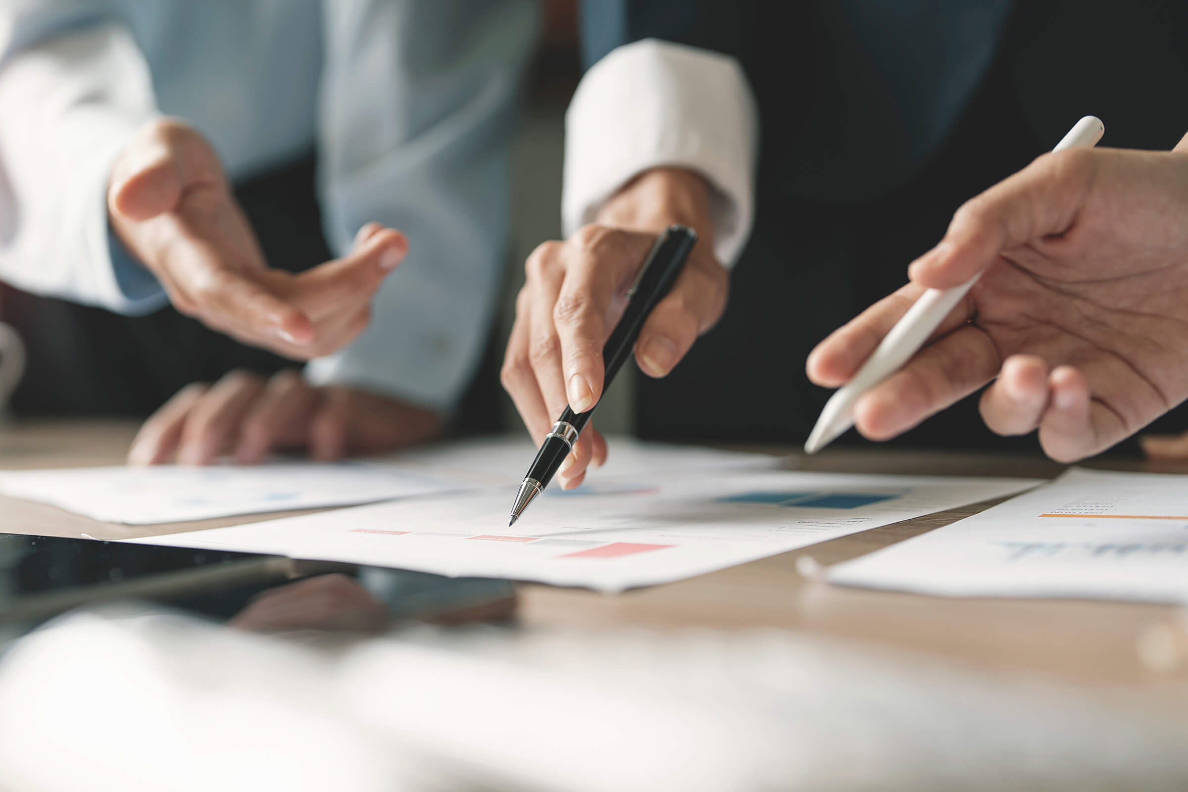 Sfałszowany podpis na umowie – co robić krok po kroku?